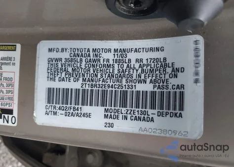 2004 Toyota Corolla Ce z USA, uszkodzony, nr VIN 2T1BR32E94C251331